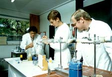 Chemieunterricht an der Schloss-Schule